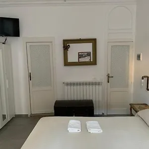 Frühstückspension Fraleporte 